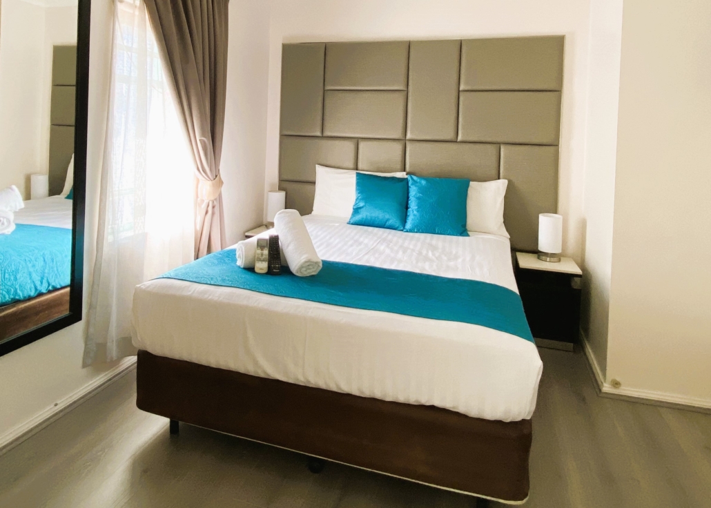 Queen Room interior